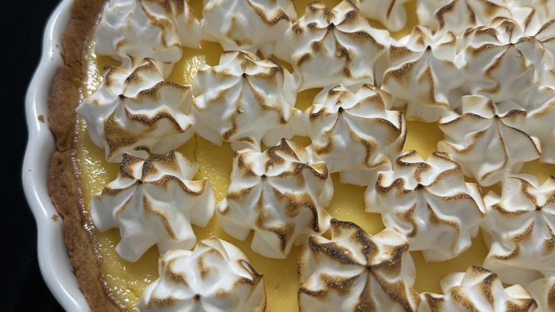 Tarta cytrynowa z bezikami